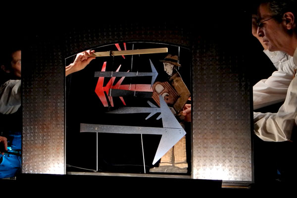 Eisler_puppets_2996.jpg