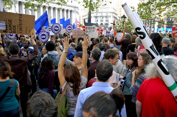 OWS_19_arrival_in_Foley_Square.jpg