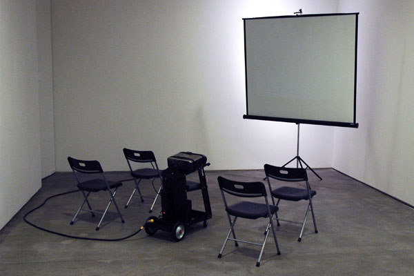 Hartung_tommy_Viewing_Room_blank.jpg