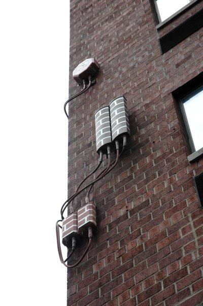 camouflage-brick.jpg